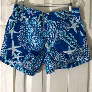 Lilly Pulitzer Callahan shorts in Reef Starfish